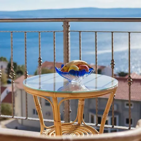 Floor Penthouse * Omis