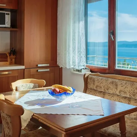 Floor Penthouse Apartman